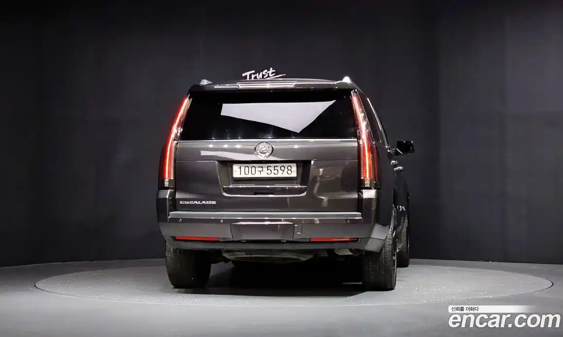 Cadillac Escalade 2015 6.2 Автомат в Москве № 256447, фото 18