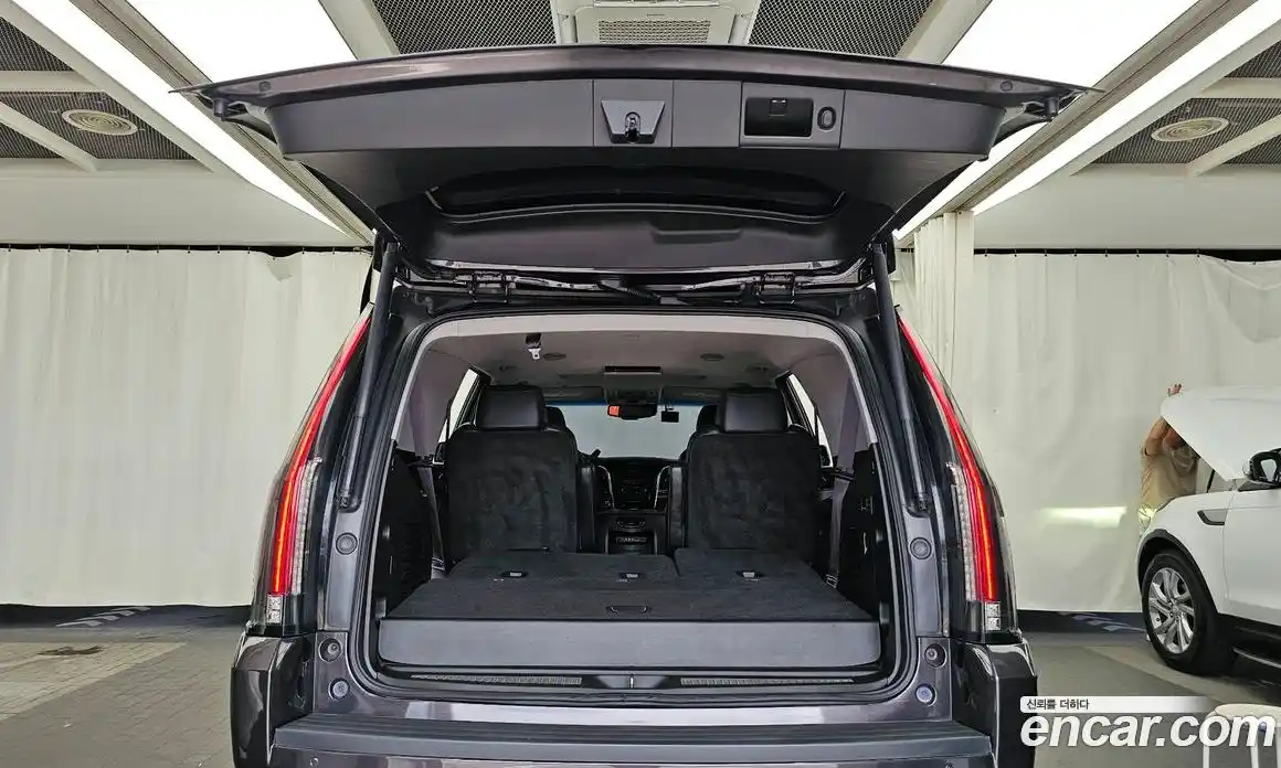 Cadillac Escalade 2015 6.2 Автомат в Москве № 256447, фото 4