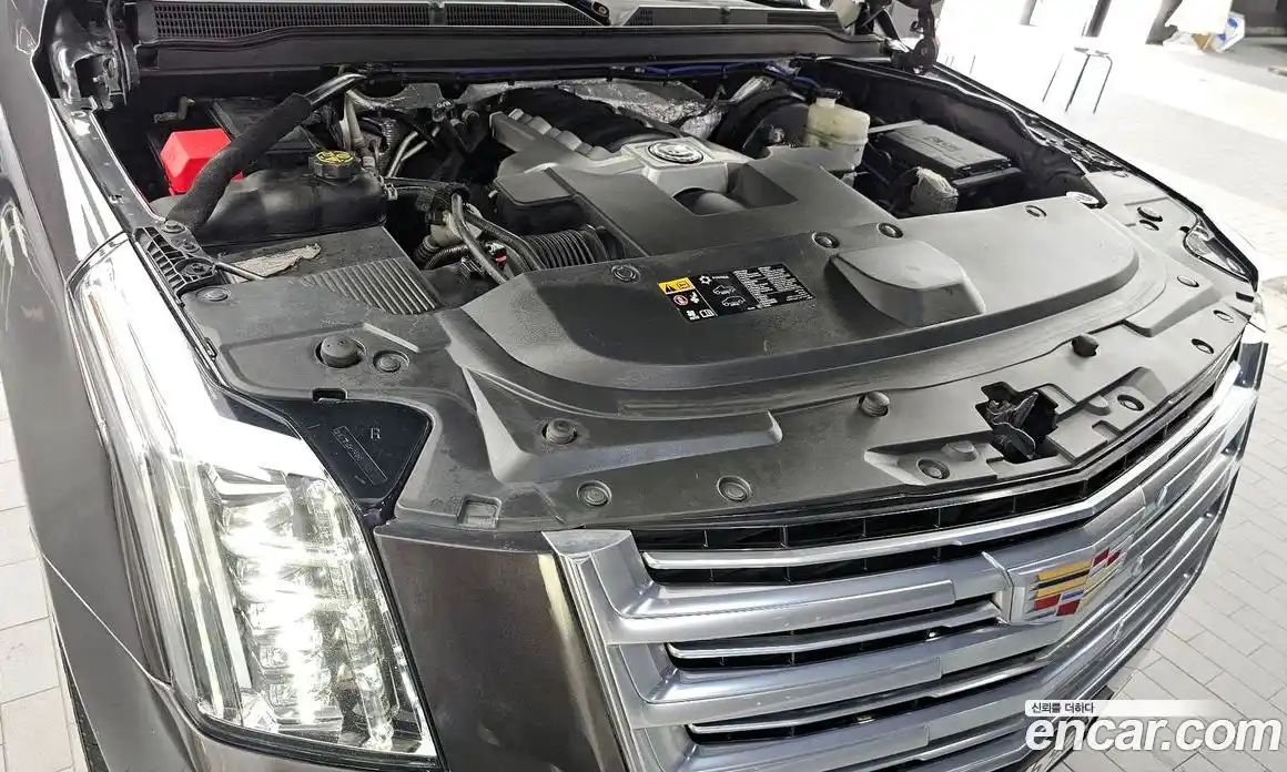 Cadillac Escalade 2015 6.2 Автомат в Москве № 256447, фото 9