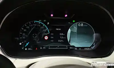 Genesis GV70 2022 2.5 Автомат в Москве № 26542, миниатюра 2