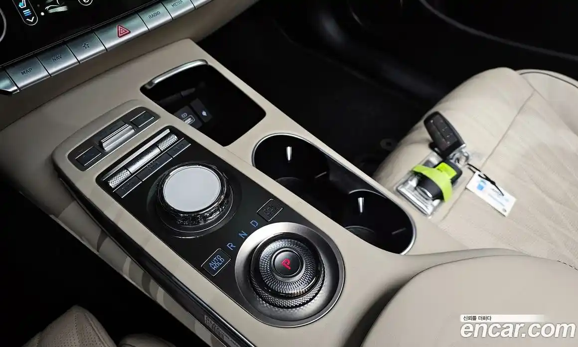 Genesis GV70 2022 2.5 Автомат в Москве № 26542, фото 4