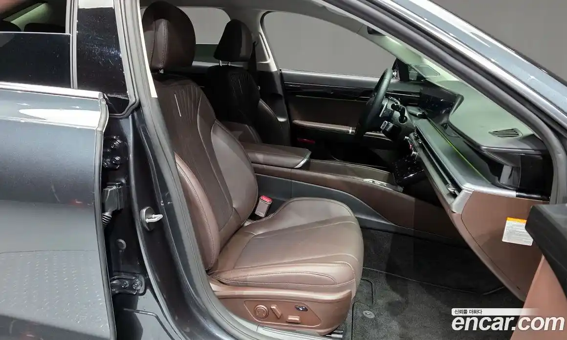 Hyundai Grandeur 2023 1.6 Автомат в Москве № 282868, фото 19