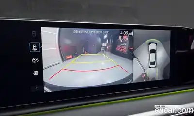 Hyundai Grandeur 2023 1.6 Автомат в Москве № 282868, миниатюра 3