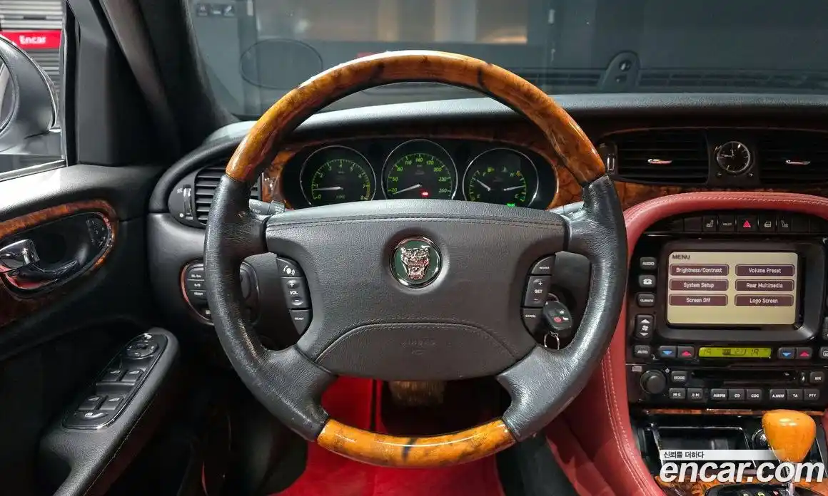 Jaguar XJ-8 2005 4.2 Автомат в Москве № 283832, фото 6