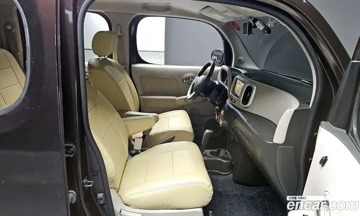 Nissan Cube 2012 1.8 Автомат в Москве № 285037, фото 14