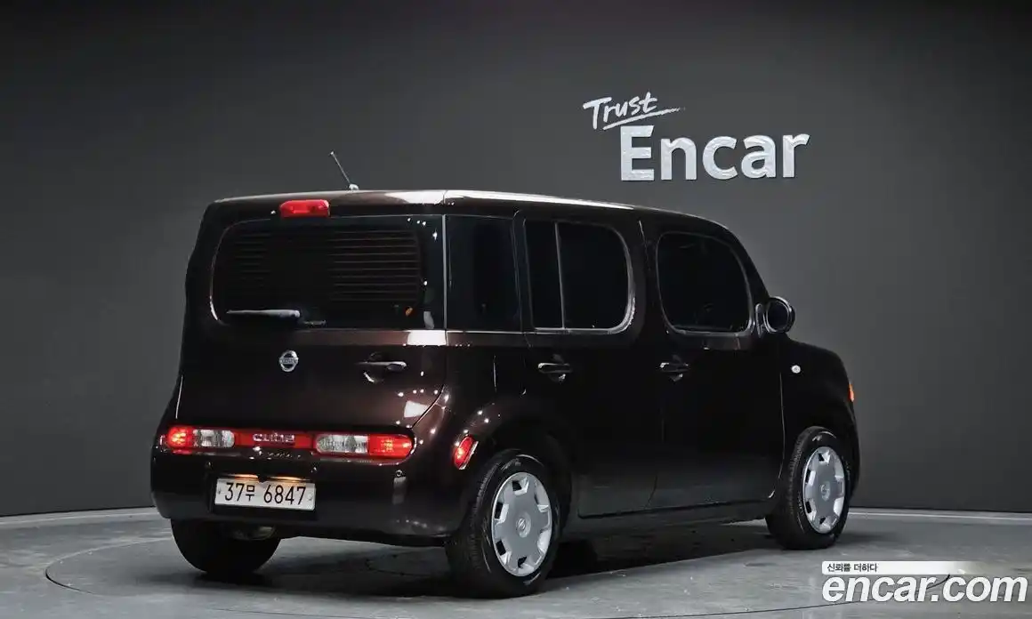 Nissan Cube 2012 1.8 Автомат в Москве № 285037, фото 9