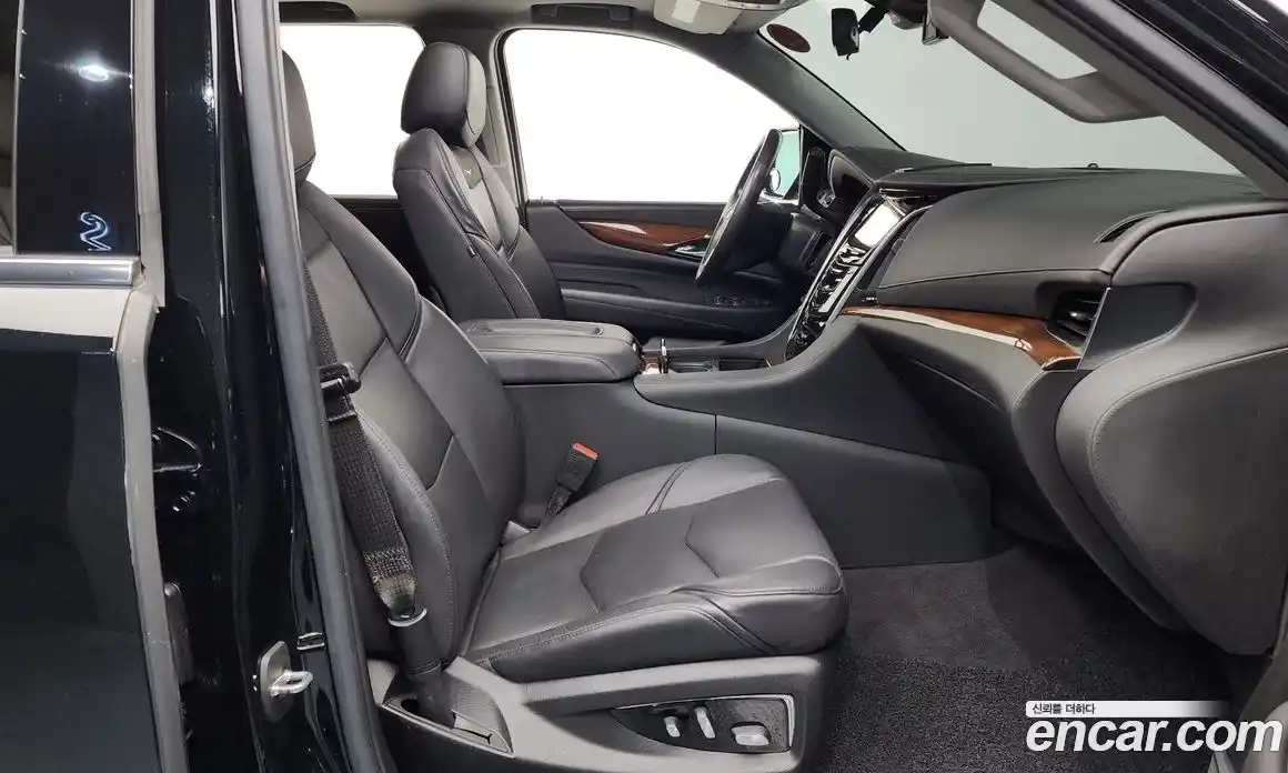 Cadillac Escalade 2020 6.2 Автомат в Москве № 285484, фото 18