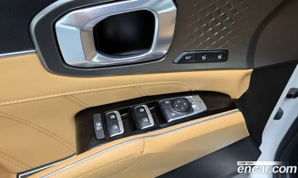 Kia Sorento 2023 1.6 Автомат в Москве № 288112, фото 13