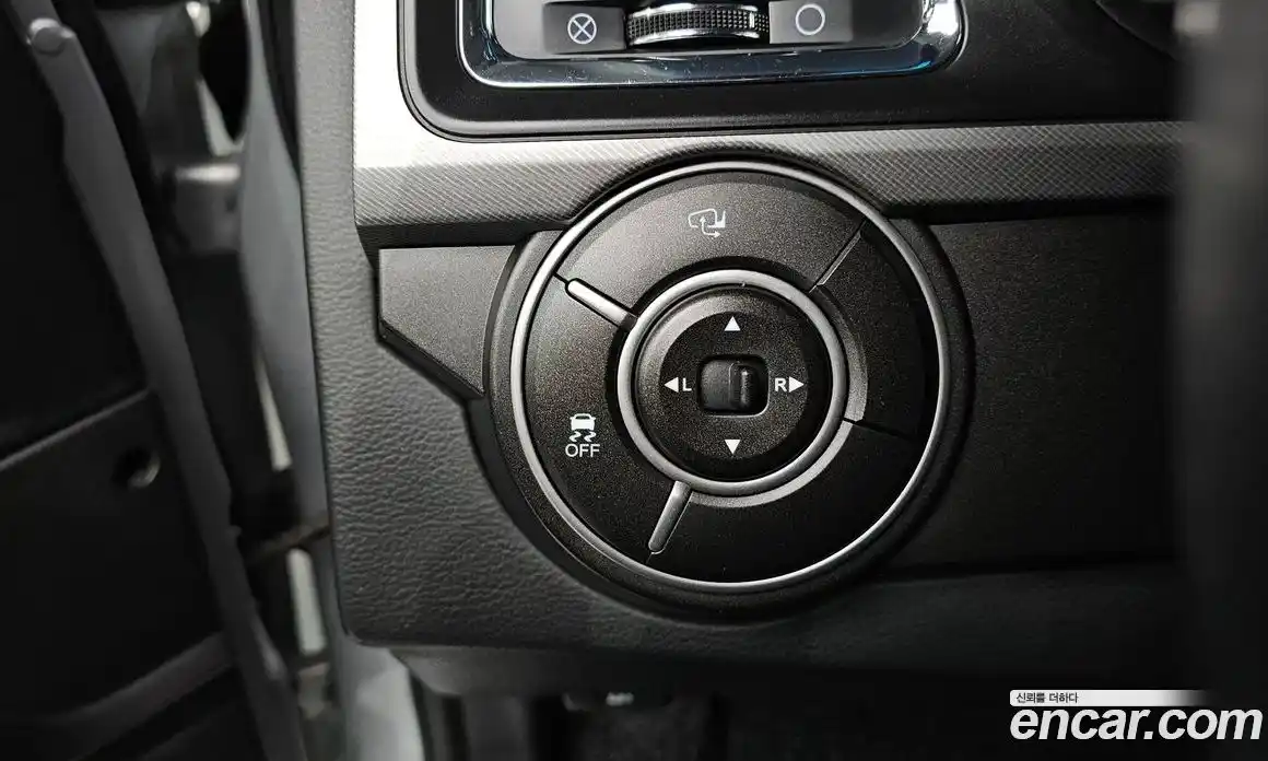 SsangYong Korando 2017 2.2 Автомат в Москве № 28908, фото 15