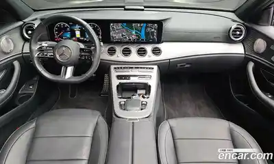 Mercedes-Benz E-Class 2023 2.0 Автомат в Москве № 289500, миниатюра 11