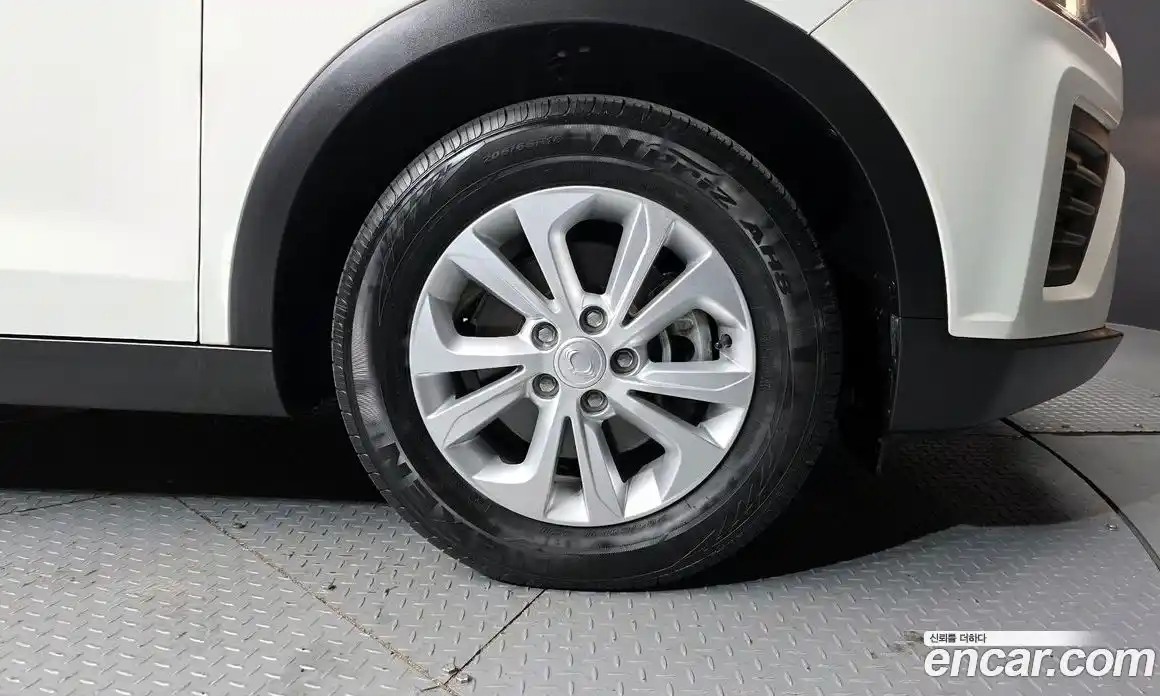 SsangYong TIBOLI 2020 1.5 Автомат в Москве № 30088, фото 14