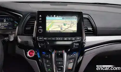 Honda Odyssey 2018 3.5 Автомат в Москве № 302874, миниатюра 9