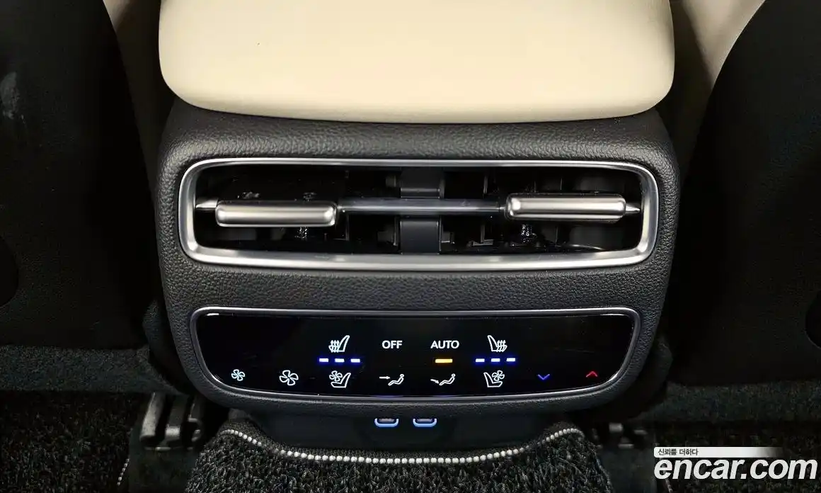 Genesis GV70 2025 2.5 Автомат в Москве № 308693, фото 15