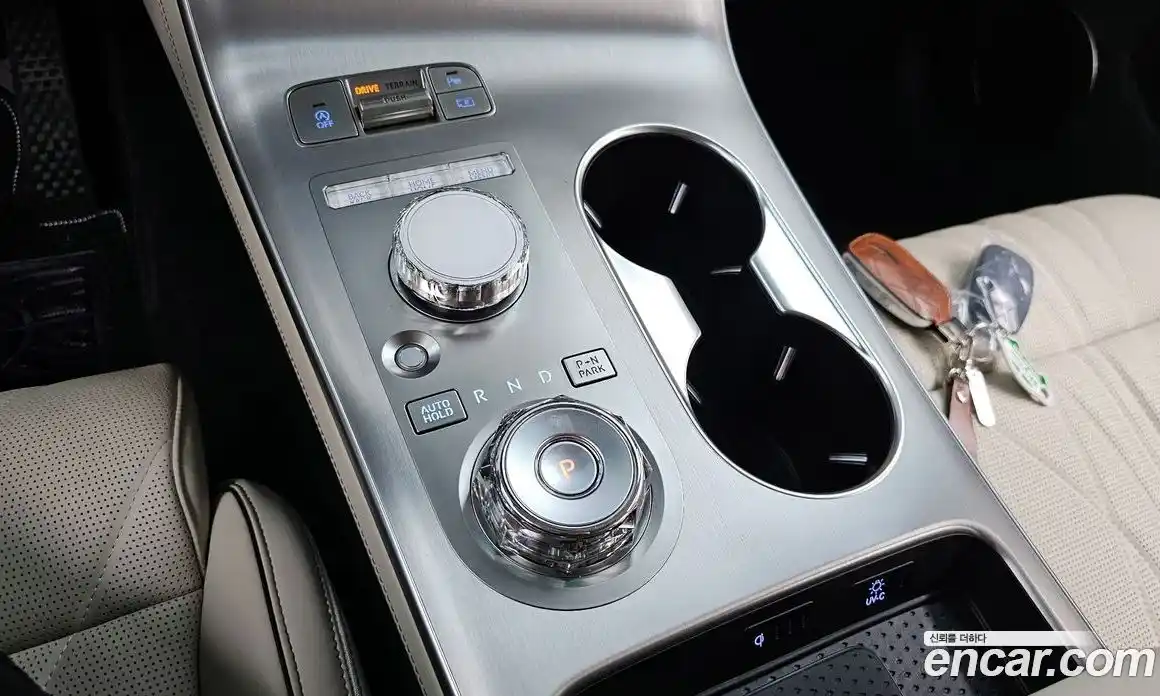 Genesis GV70 2025 2.5 Автомат в Москве № 308693, фото 10