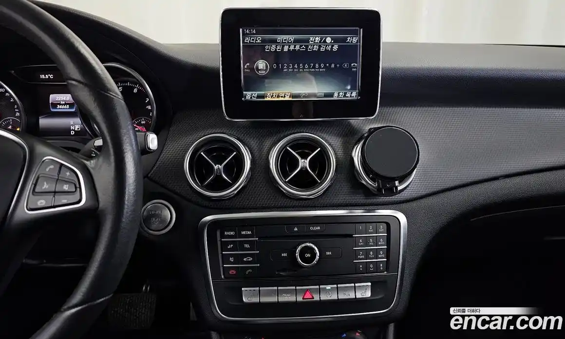 Mercedes-Benz GLA-Class 2018 2.0 Автомат в Москве № 310293, фото 4