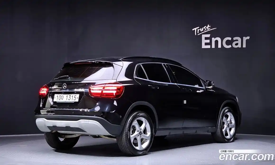 Mercedes-Benz GLA-Class 2018 2.0 Автомат в Москве № 310293, фото 6