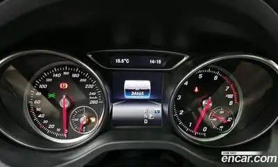 Mercedes-Benz GLA-Class 2018 2.0 Автомат в Москве № 310293, миниатюра 8