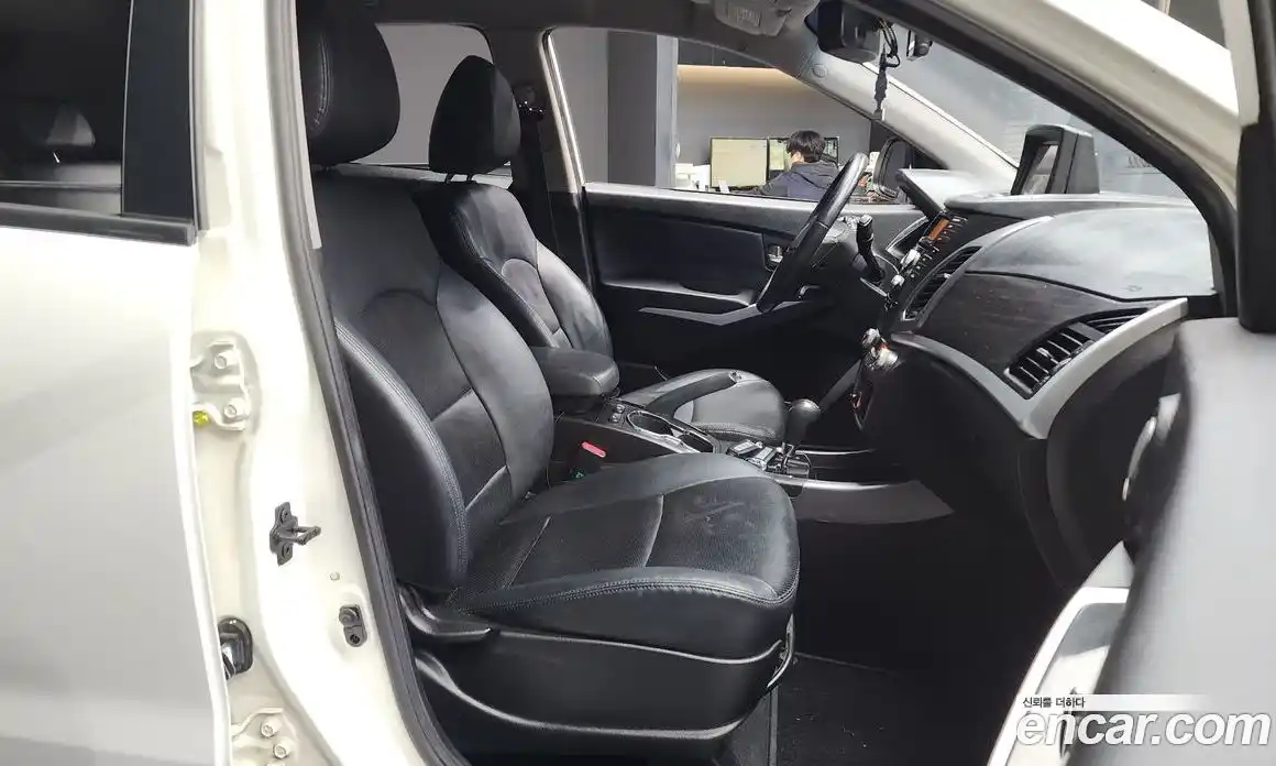 SsangYong Korando 2015 2.0 Автомат в Москве № 31645, фото 16