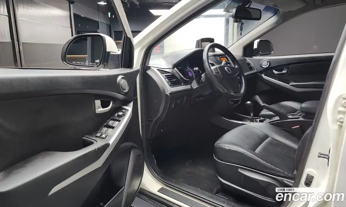 SsangYong Korando 2015 2.0 Автомат в Москве № 31645, фото 18