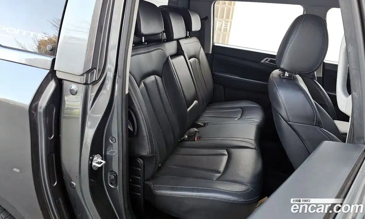 SsangYong Rexton 2019 2.2 Автомат в Москве № 31781, фото 4