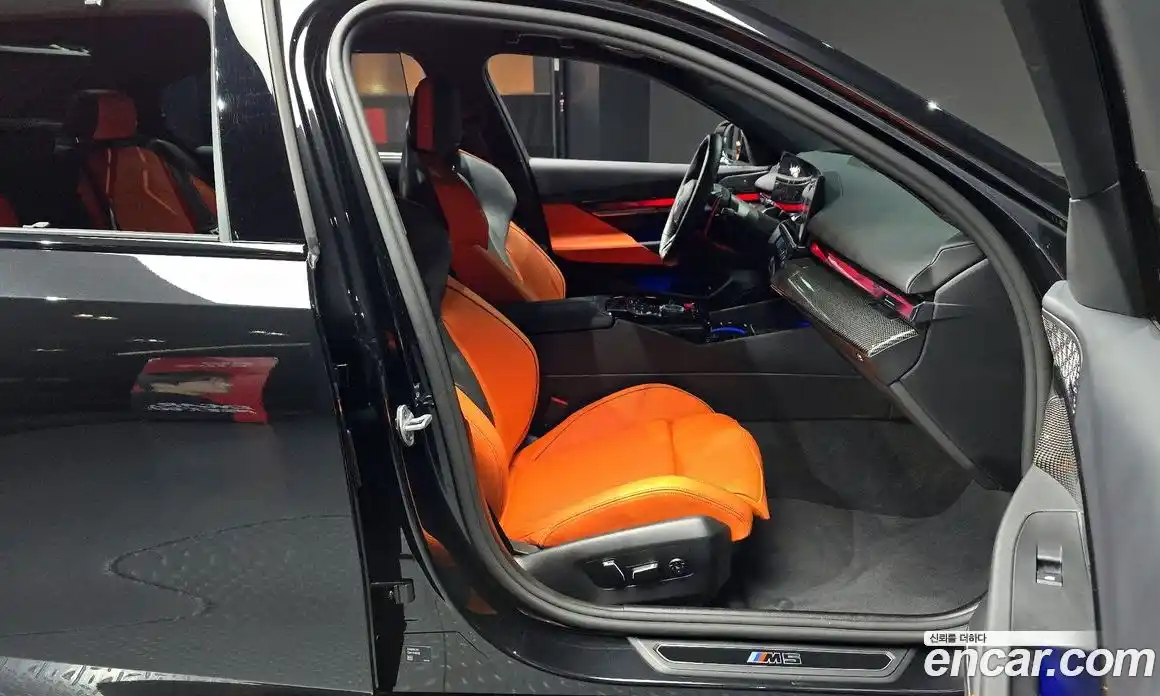 BMW M5 2025 4.4 Автомат в Москве № 318101, фото 17