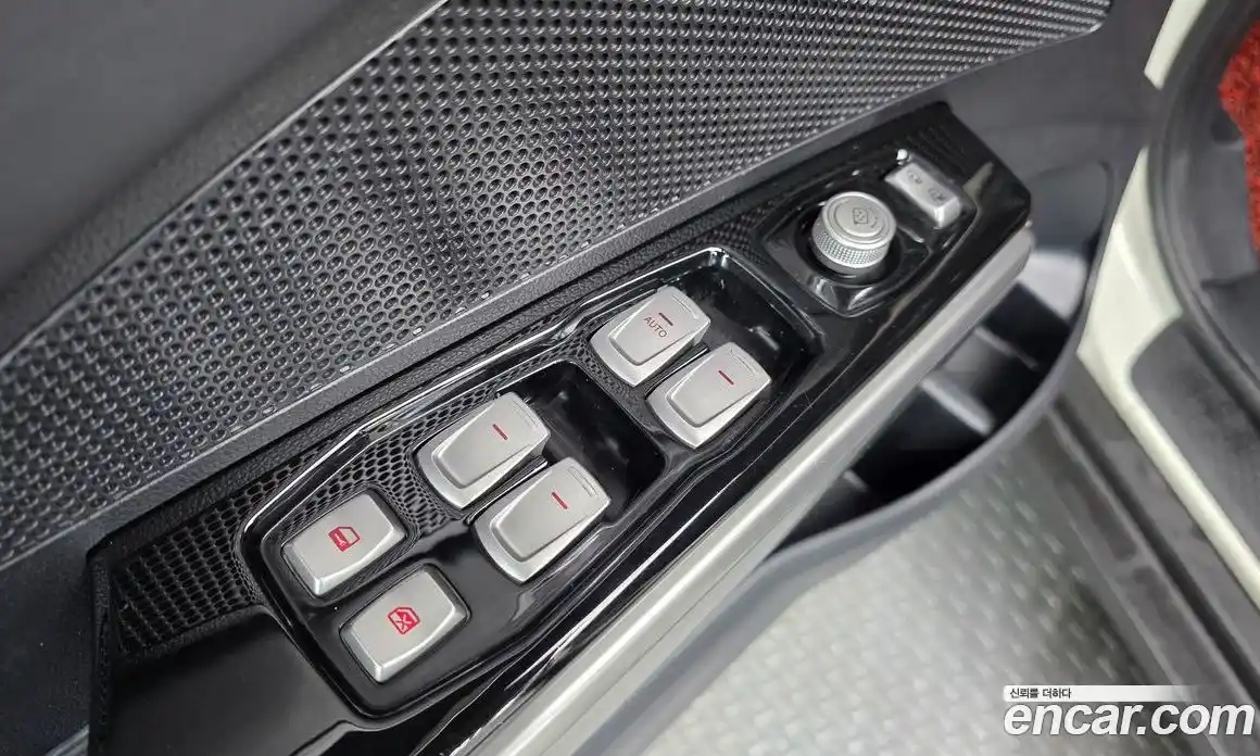 SsangYong TIBOLI 2016 1.6 Автомат в Москве № 31873, фото 14