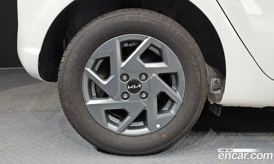 Kia Morning 2025 1.0 Автомат в Москве № 320690, фото 7