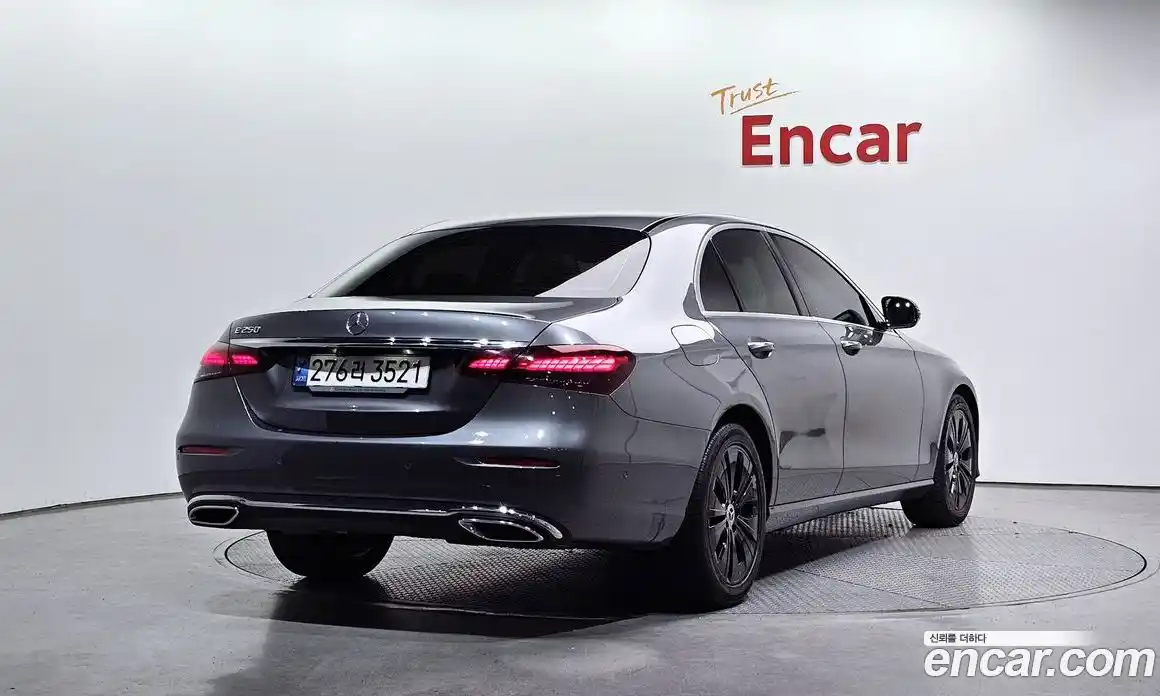 Mercedes-Benz E-Class 2021 2.0 Автомат в Москве № 324783, фото 18