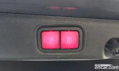 Mercedes-Benz E-Class 2021 2.0 Автомат в Москве № 324783, миниатюра 3