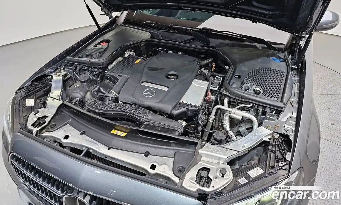 Mercedes-Benz E-Class 2021 2.0 Автомат в Москве № 324783, фото 9