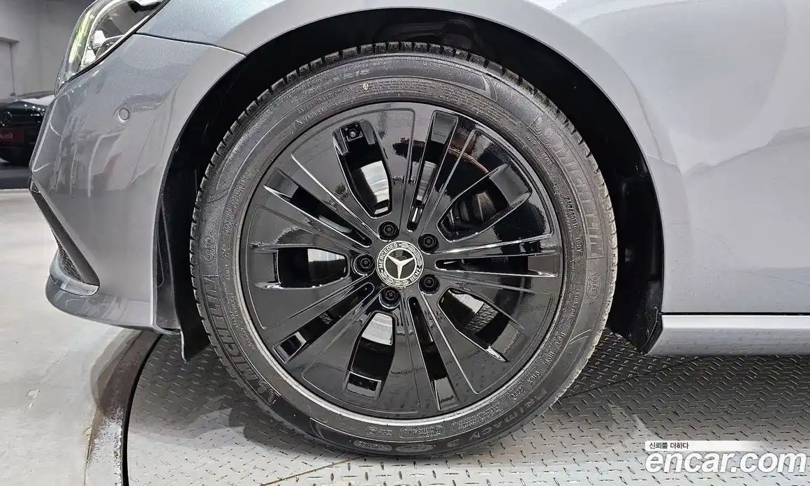 Mercedes-Benz E-Class 2021 2.0 Автомат в Москве № 324783, фото 10