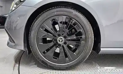 Mercedes-Benz E-Class 2021 2.0 Автомат в Москве № 324783, миниатюра 10