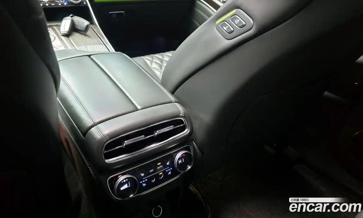 Genesis GV80 2021 3.0 Автомат в Москве № 339766, фото 10