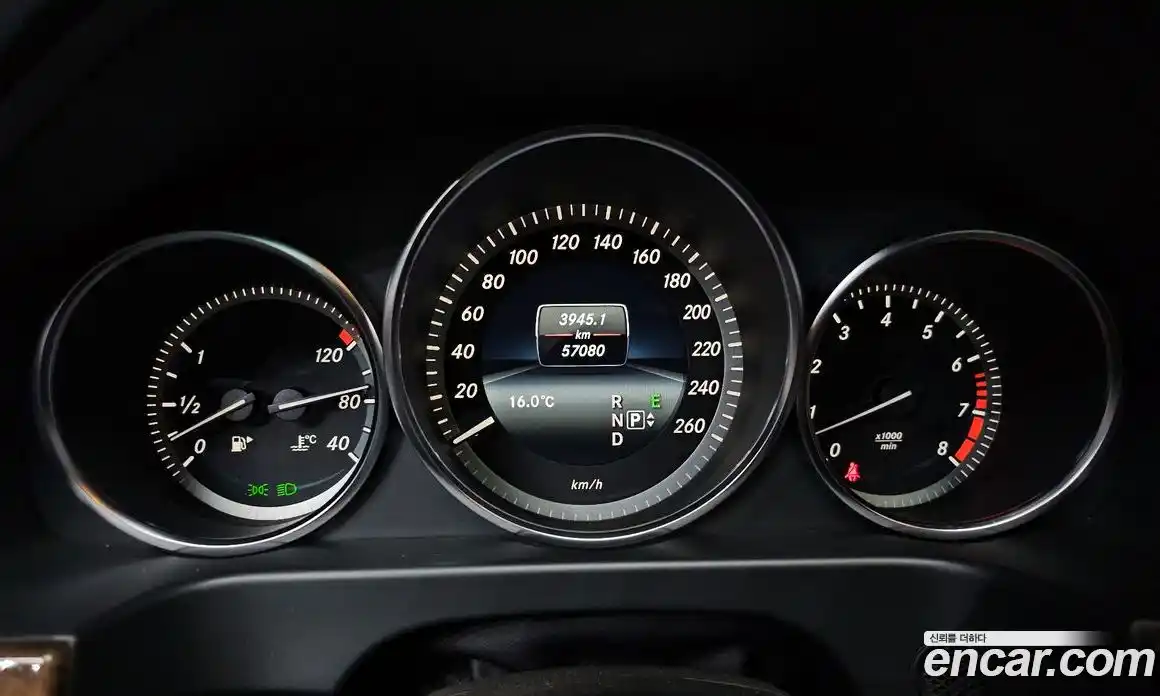 Mercedes-Benz E-Class 2014 3.5 Автомат в Москве № 341565, фото 16