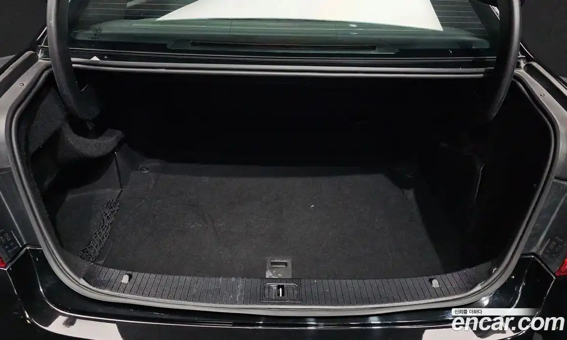 Mercedes-Benz E-Class 2014 3.5 Автомат в Москве № 341565, фото 6