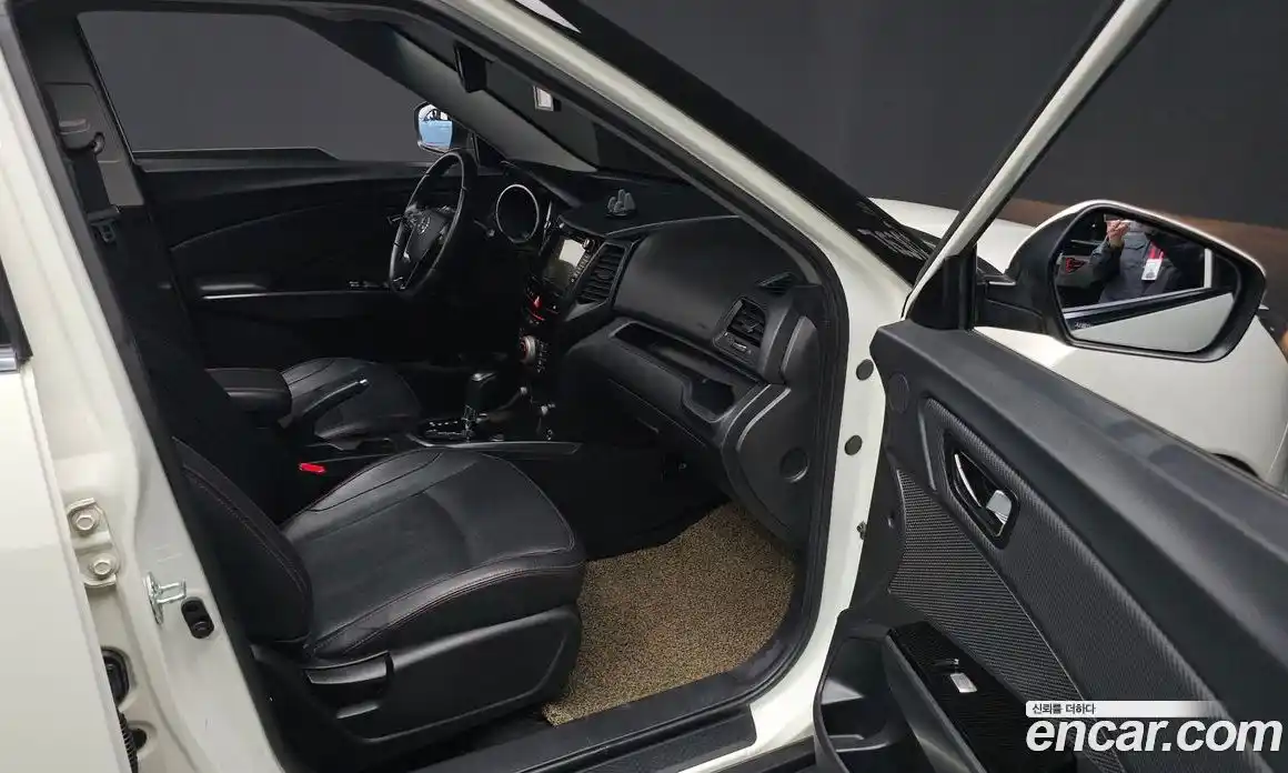 SsangYong TIBOLI 2016 1.6 Автомат в Москве № 34299, фото 3