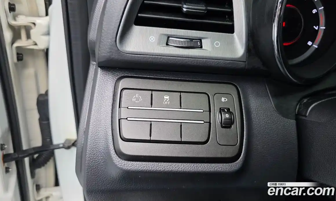 SsangYong TIBOLI 2018 1.6 Автомат в Москве № 34413, фото 15