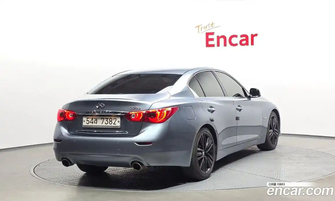 Infiniti Q50 2016 3.5 Автомат в Москве № 344704, фото 18