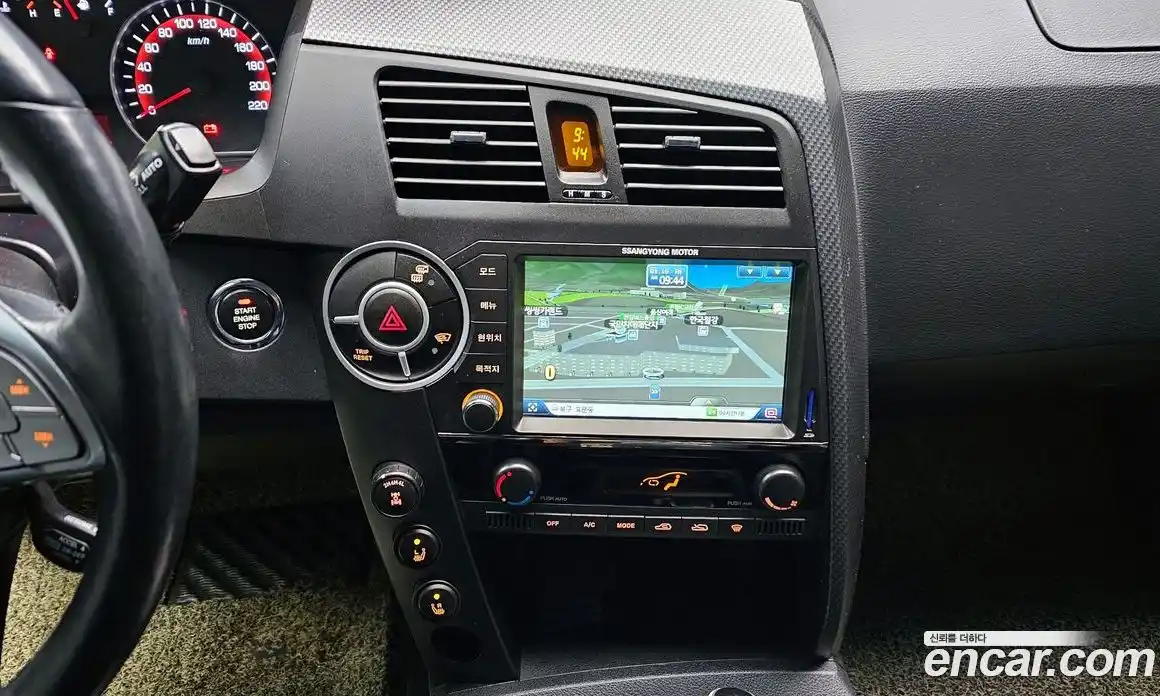 SsangYong Korando 2016 2.0 Автомат в Москве № 35627, фото 16