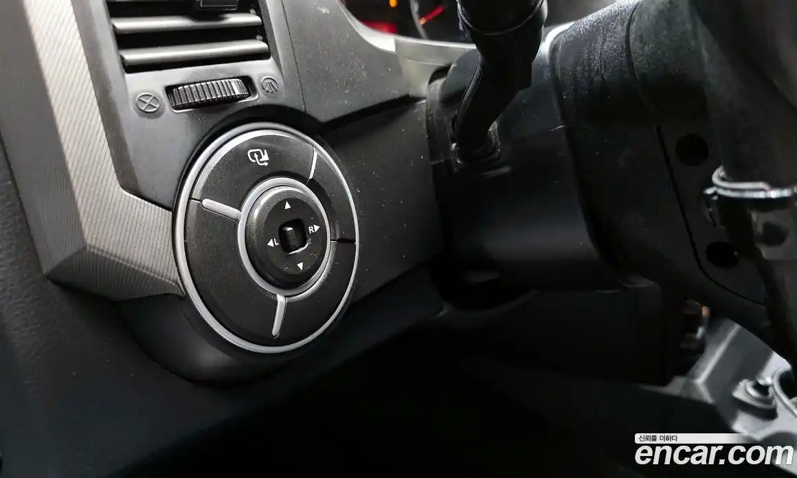 SsangYong Korando 2014 2.0 Механическая в Москве № 36419, фото 12