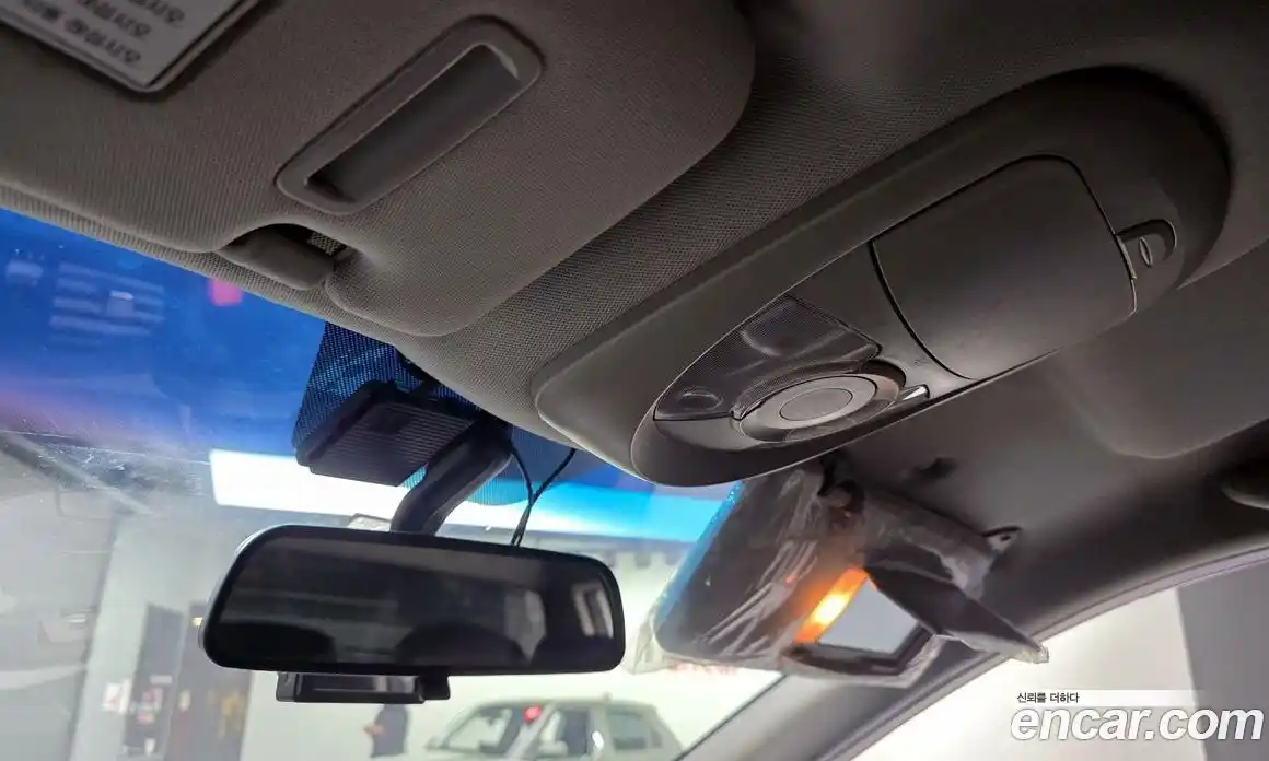 SsangYong Korando 2014 2.0 Механическая в Москве № 36419, фото 15