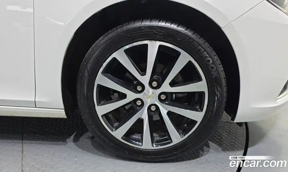 Chevrolet Malibu 2015 2.0 Автомат в Москве № 37062, фото 16