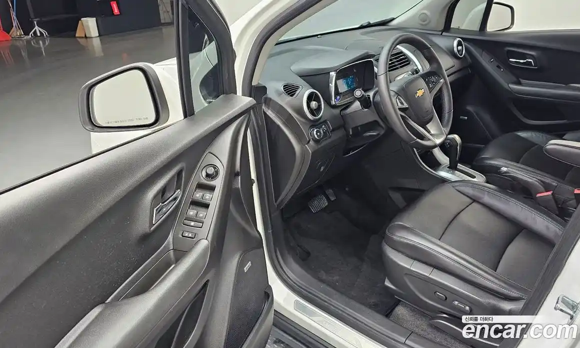 Chevrolet Trax 2015 1.4 Автомат в Москве № 37315, фото 20