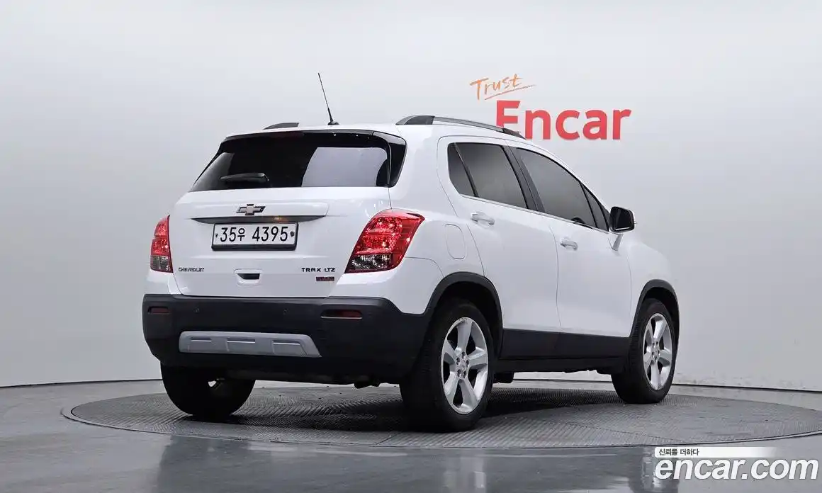 Chevrolet Trax 2015 1.4 Автомат в Москве № 37315, фото 8