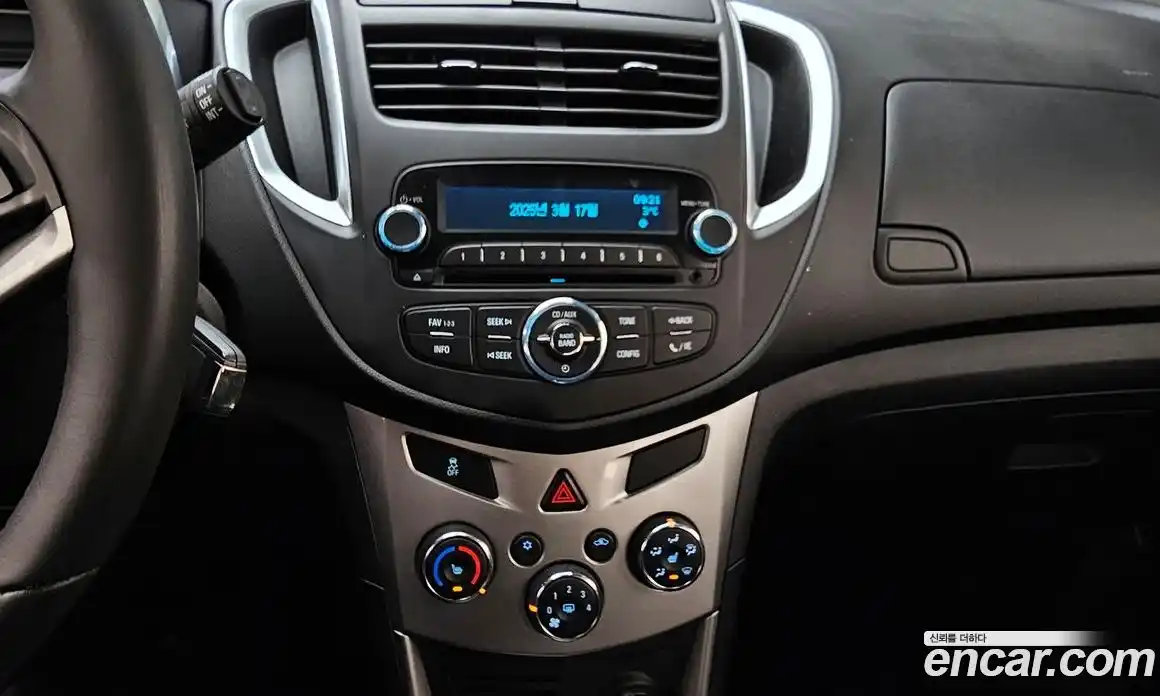 Chevrolet Trax 2015 1.4 Автомат в Москве № 37315, фото 9