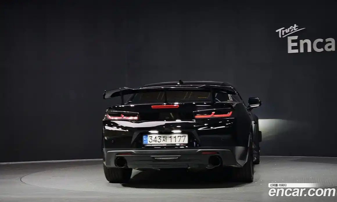 Chevrolet Camaro 2017 6.2 Автомат в Москве № 37621, фото 10