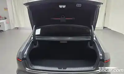 Hyundai Grandeur 2023 1.6 Автомат в Москве № 3967, миниатюра 2