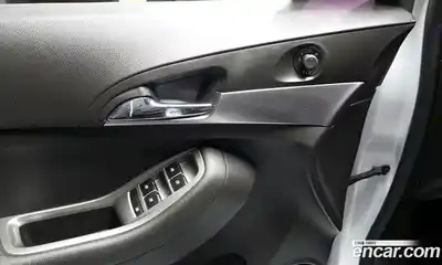 Chevrolet Orlando 2015 2.0 Автомат в Москве № 40858, миниатюра 11