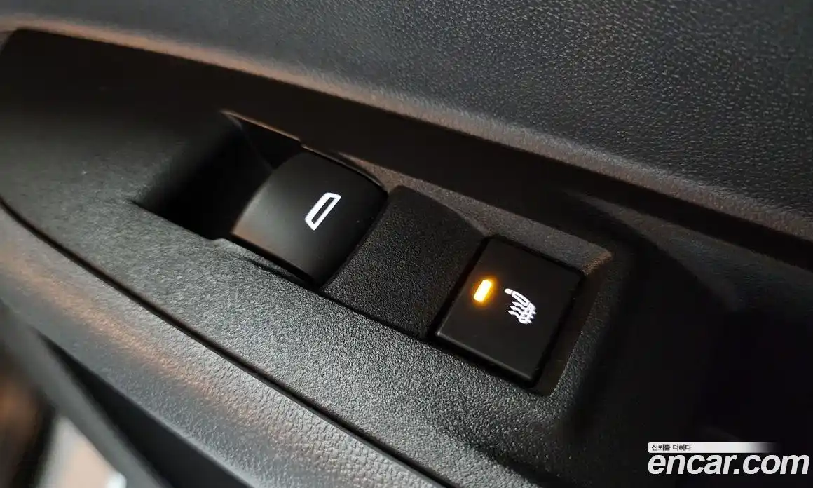 Chevrolet Bolt EV 2020 0.2 Автомат в Москве № 41015, фото 17