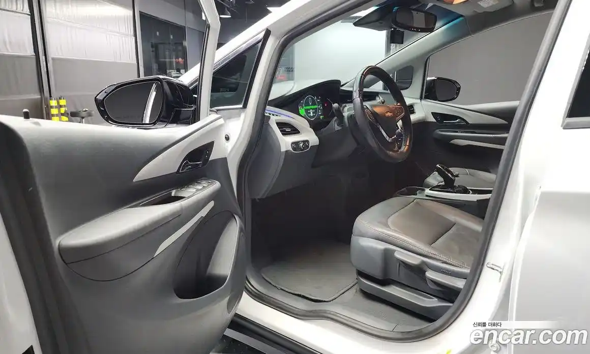 Chevrolet Bolt EV 2020 0.2 Автомат в Москве № 41015, фото 6